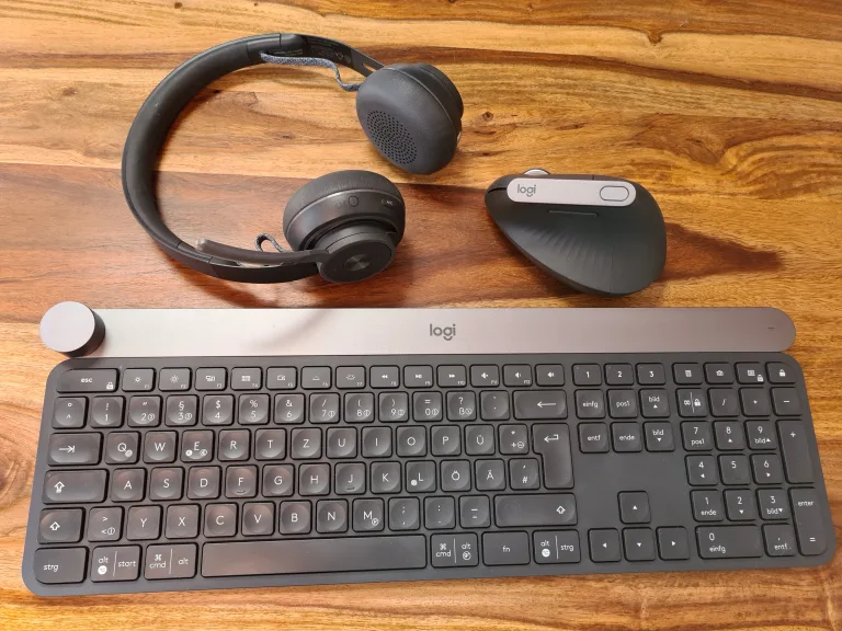 Review of Logitech Craft Keyboard and MX Vertical Mouse