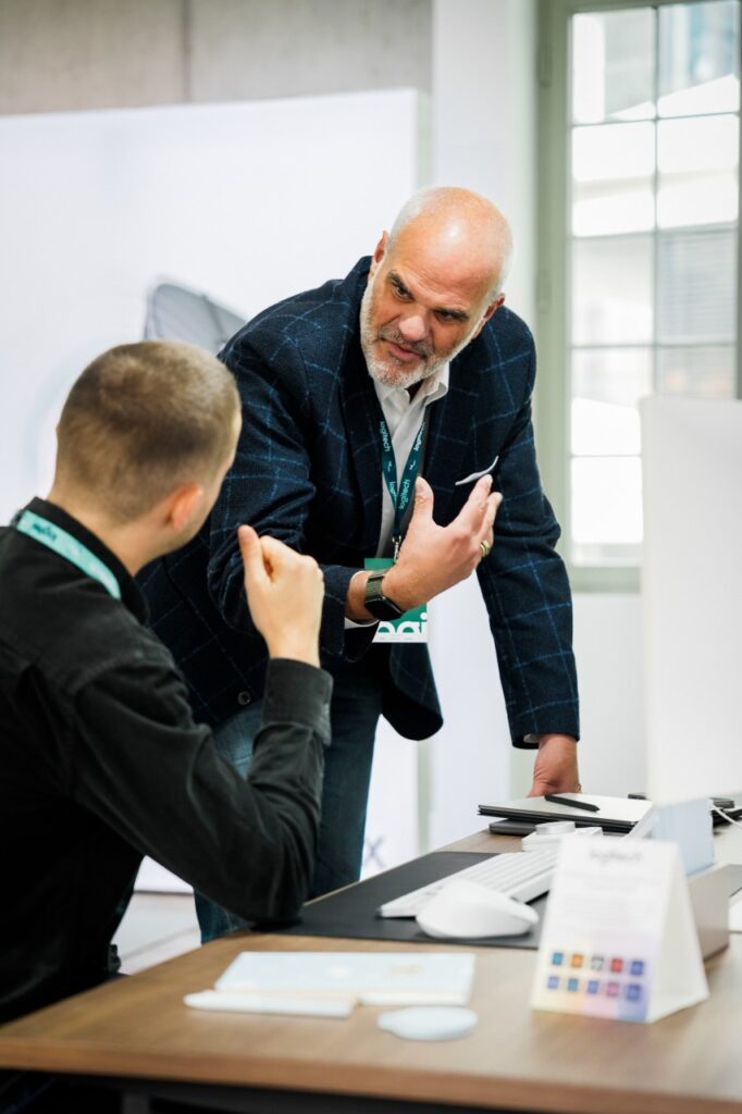 Alexandre Zreikat (Senior Product and Innovation Manager, Logitech MX) with Ragnar Heil
